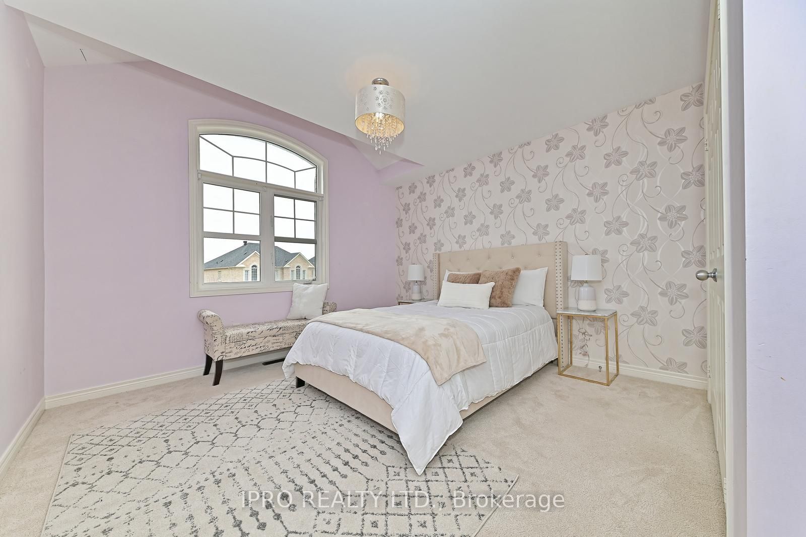 34 Brookview Dr Property Photo 24