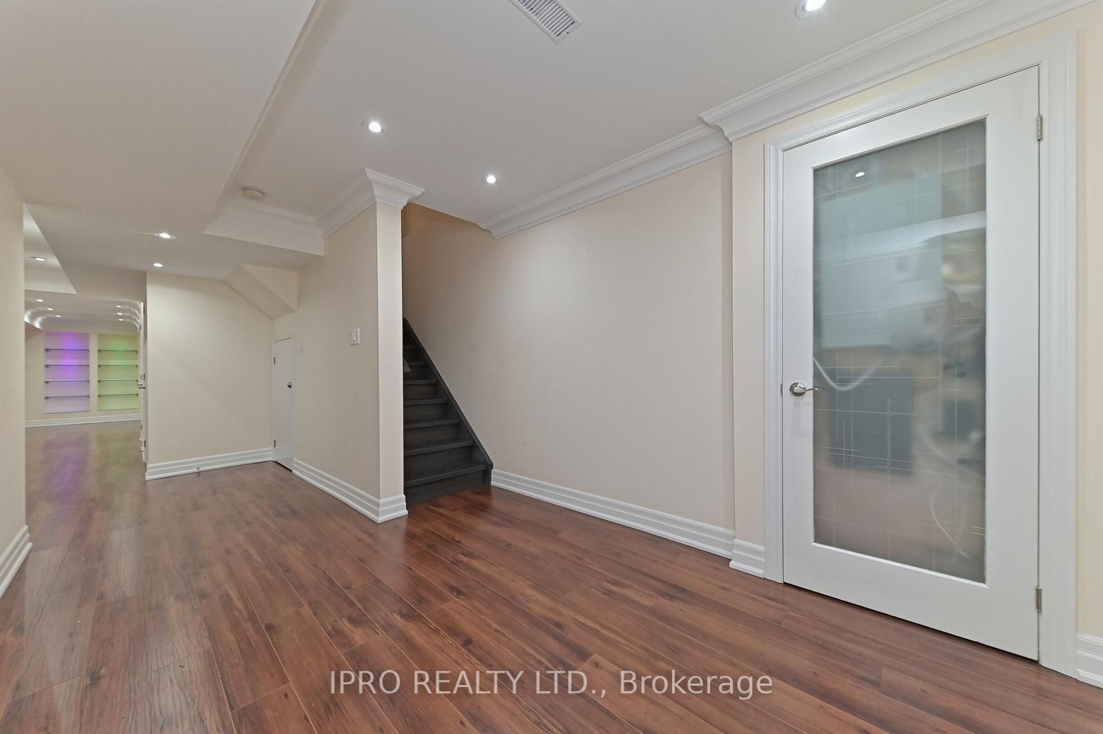 34 Brookview Dr Property Photo 30