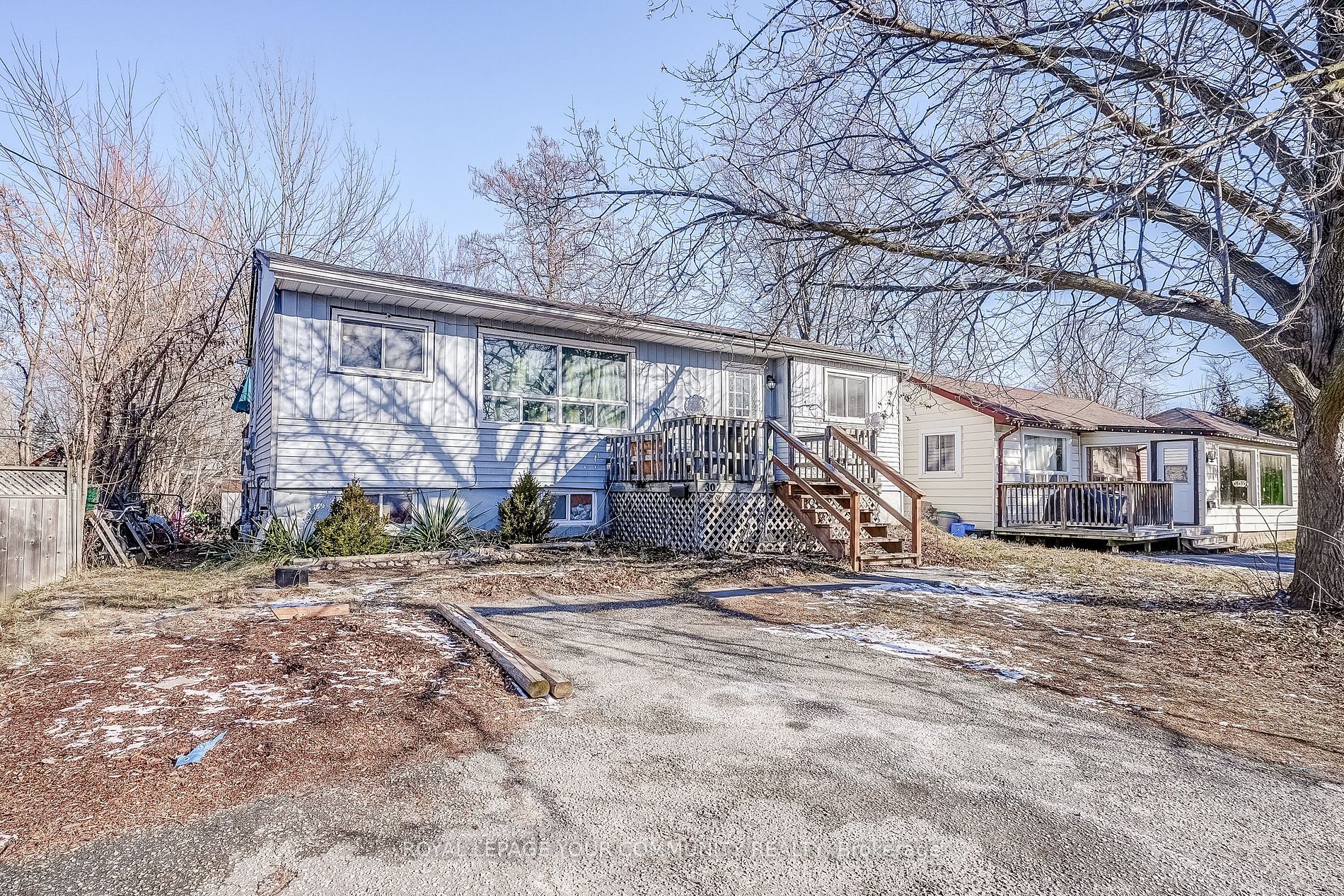 302 Lakeview Blvd Property Photo 1