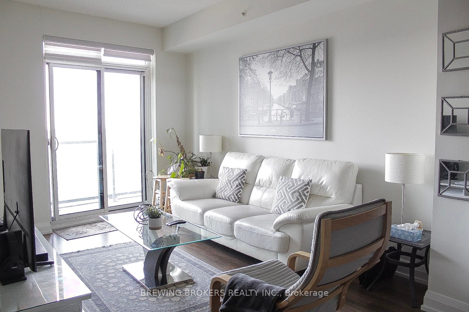 7171 Yonge St S 11 Property Photo 4