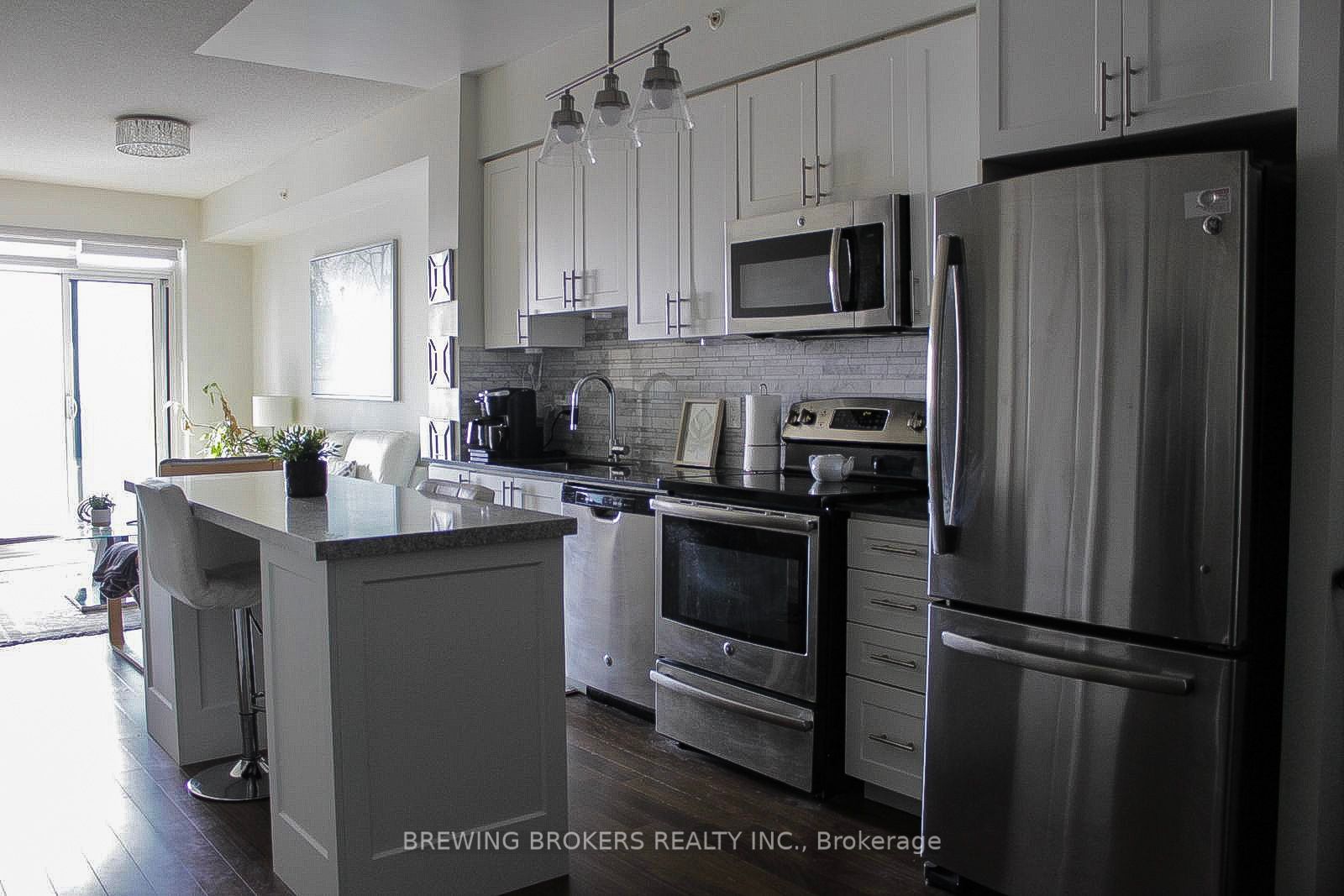 7171 Yonge St S 11 Property Photo 9