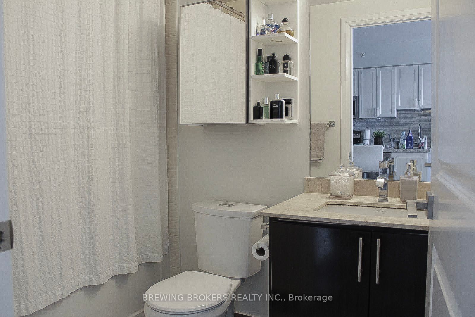 7171 Yonge St S 11 Property Photo 16
