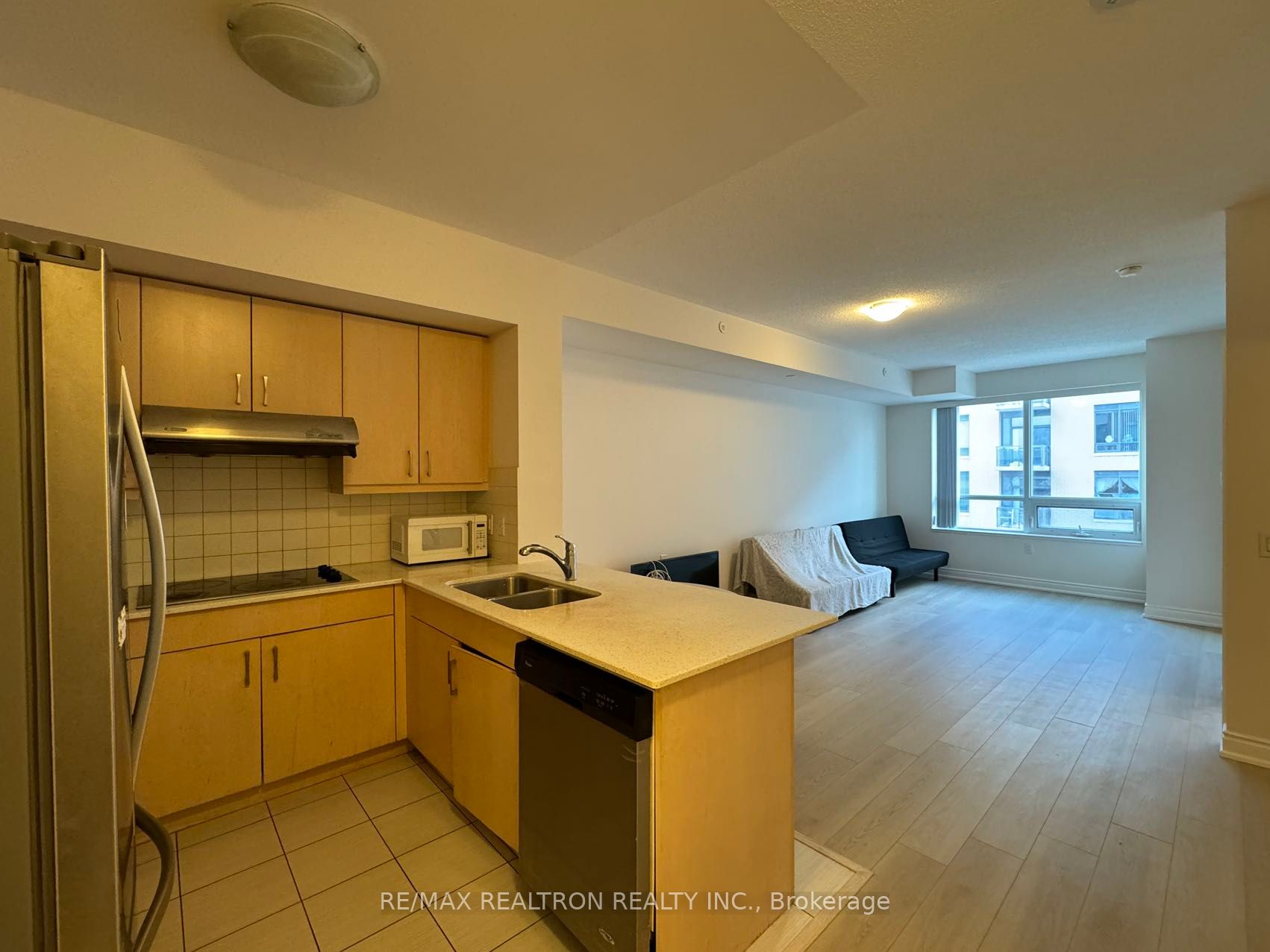 1 Sun Yat-Sen Ave 9 Property Photo 1