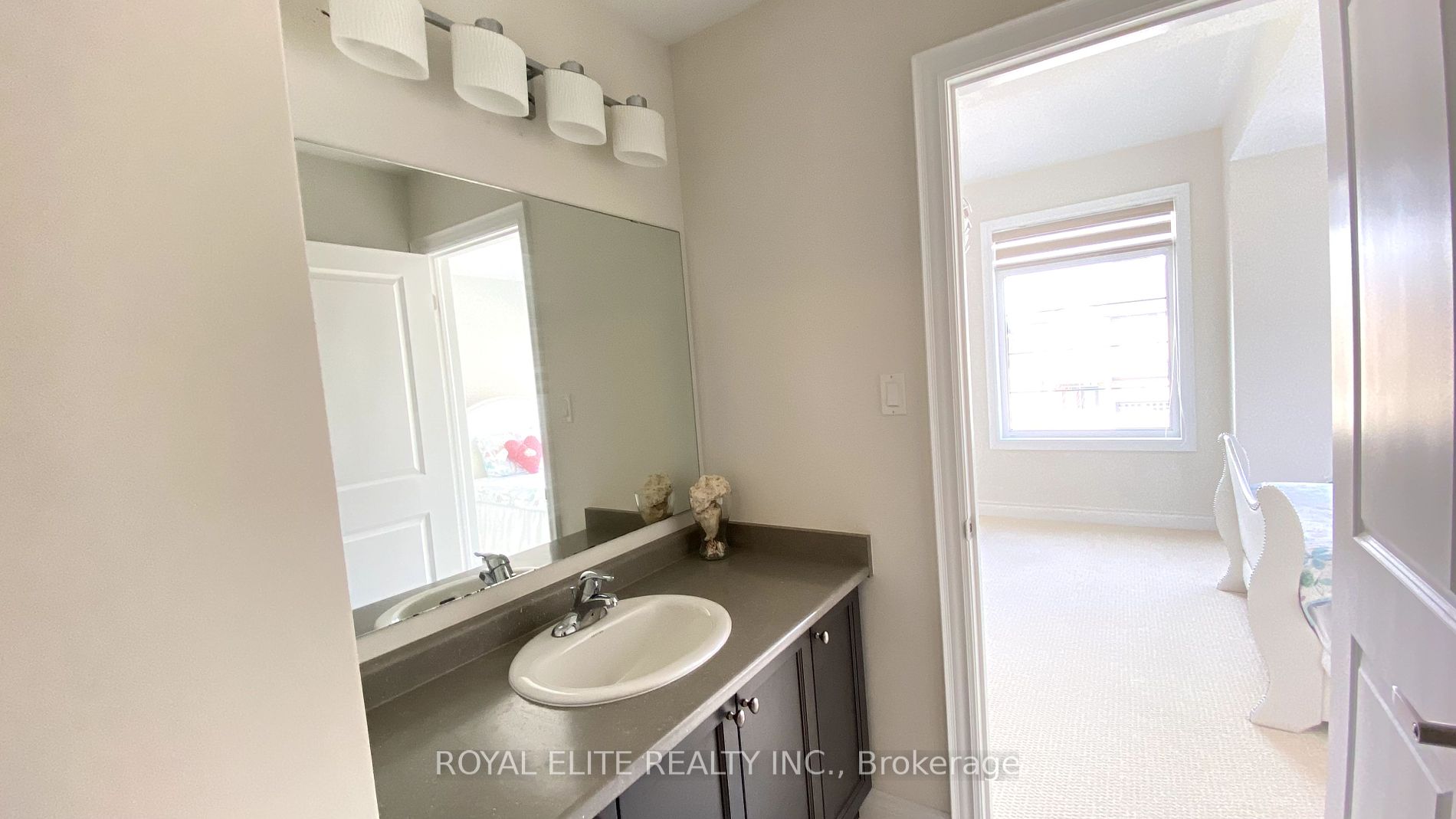 79 Frederick Pearson St Property Photo 20
