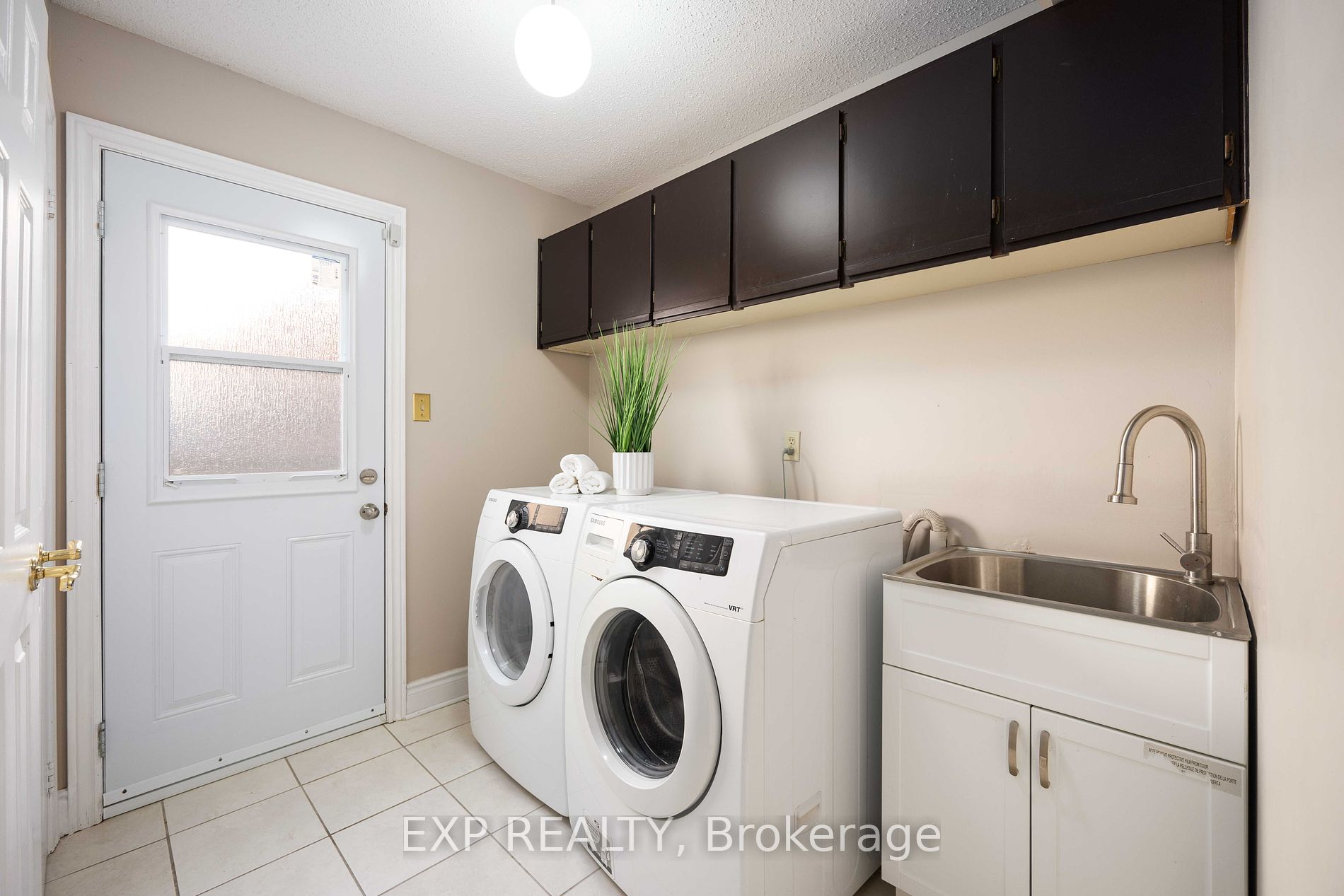 30 Livingstone Rd Property Photo 23