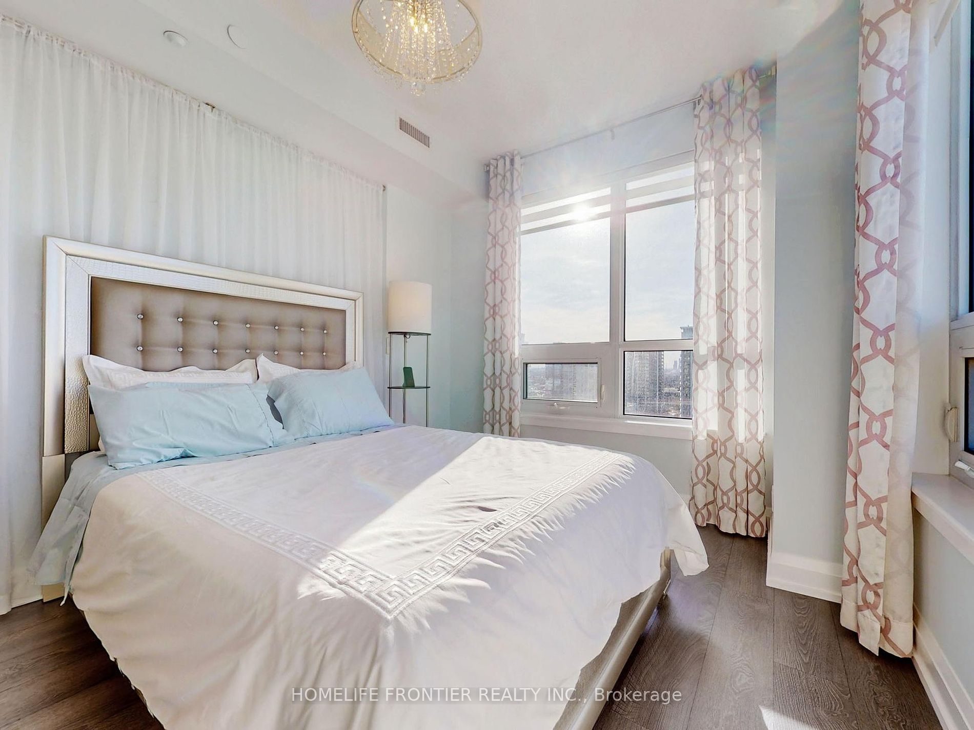 7890 Bathurst St W 10 Property Photo 18