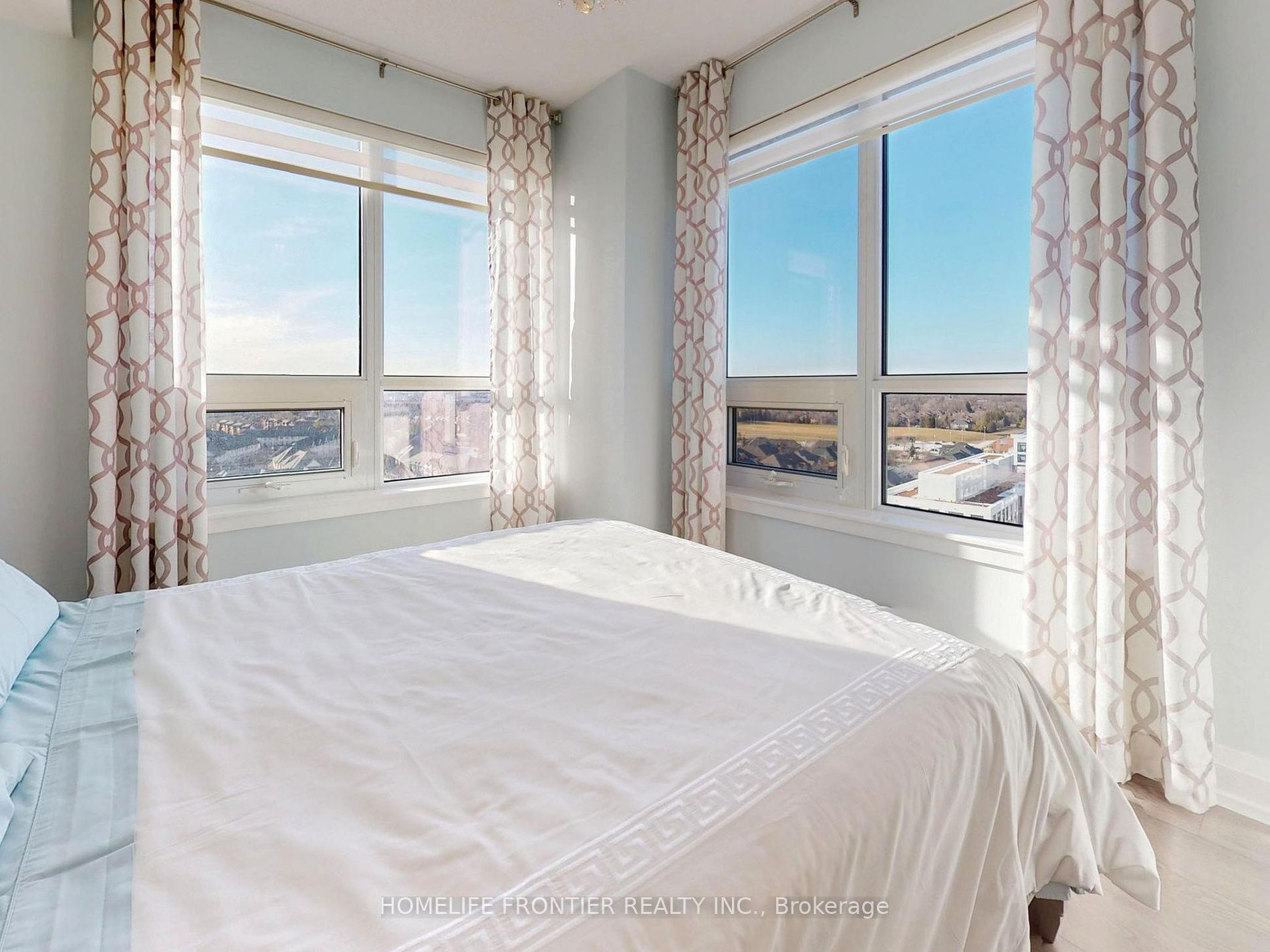 7890 Bathurst St W 10 Property Photo 19