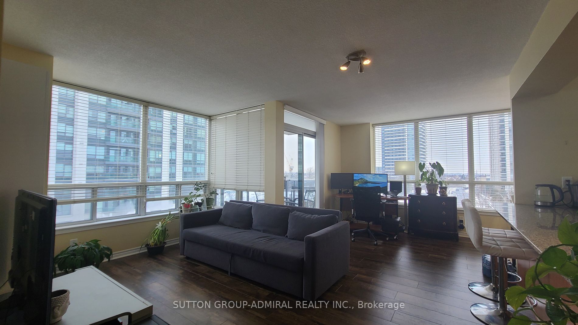 50 Disera Dr 05 Property Photo 7