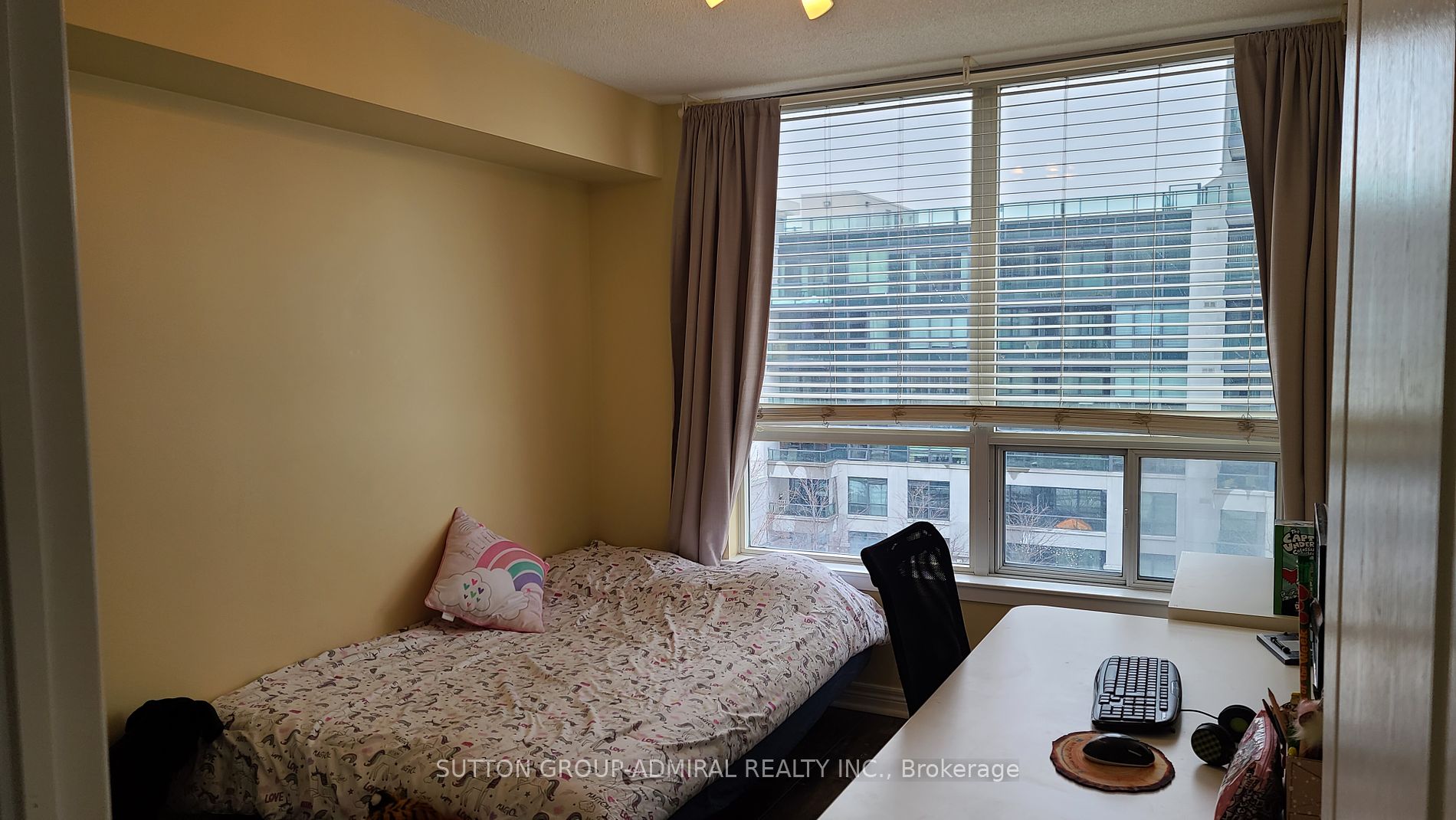 50 Disera Dr 05 Property Photo 8
