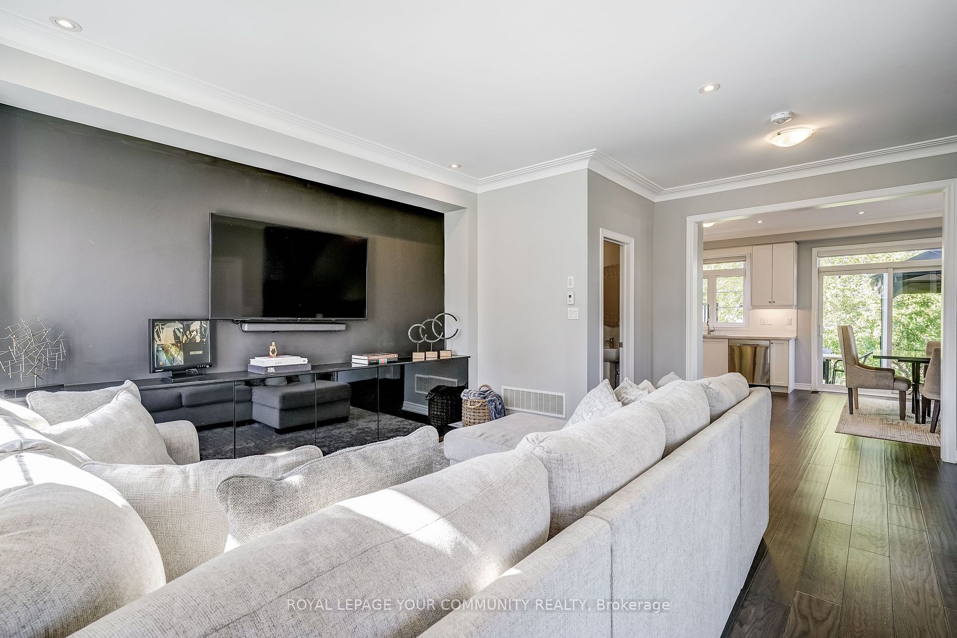 6 Globemaster Lane Property Photo 19
