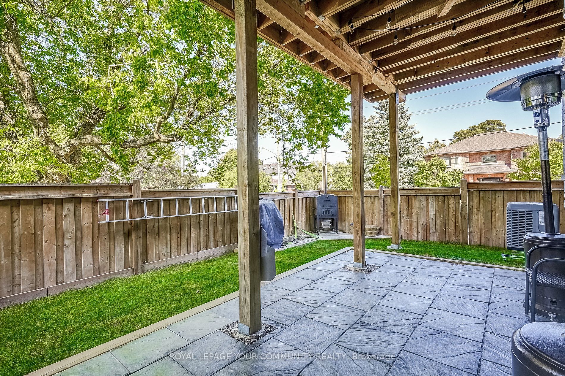 6 Globemaster Lane Property Photo 33