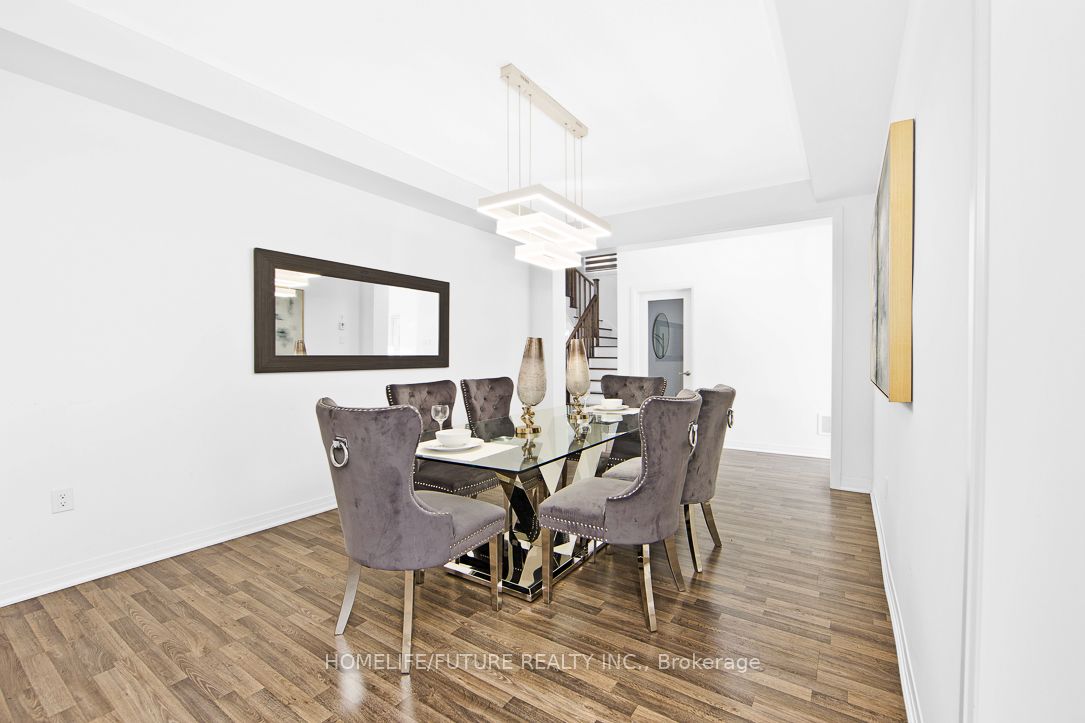 138 Casserley Cres Property Photo 12