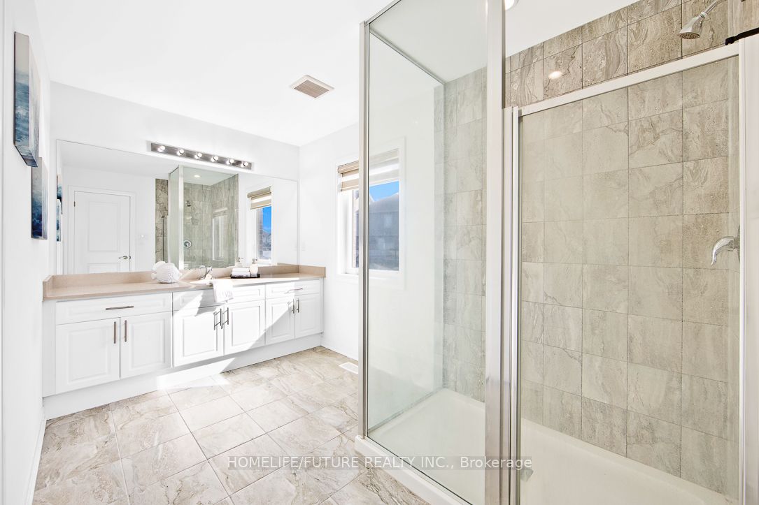 138 Casserley Cres Property Photo 17