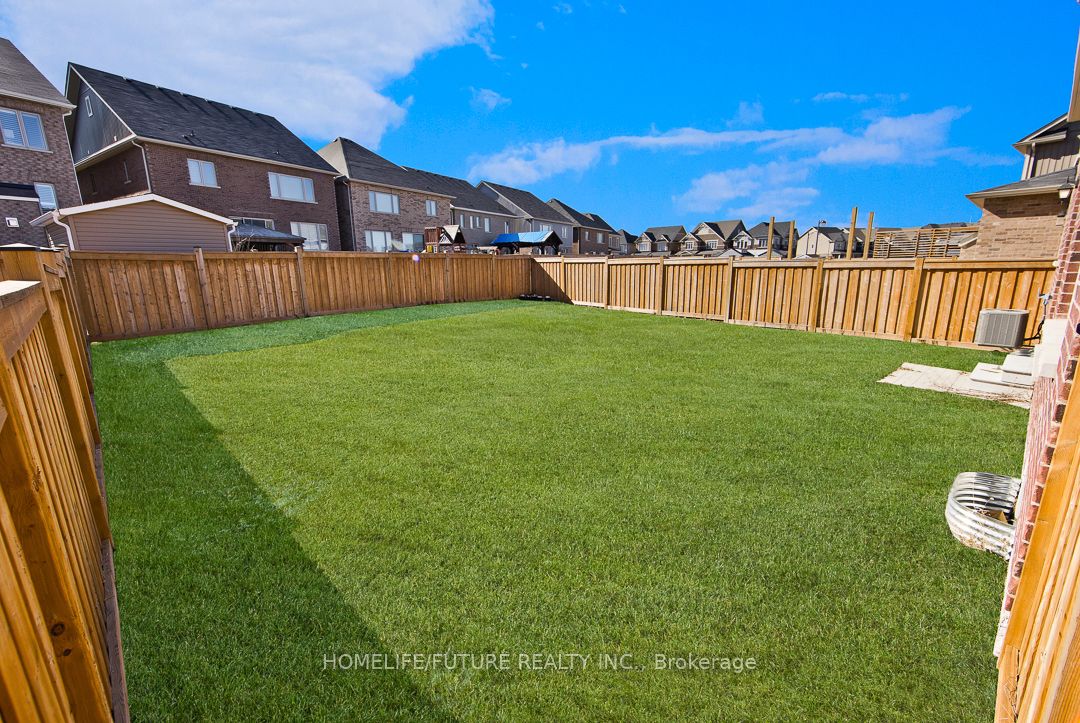 138 Casserley Cres Property Photo 25