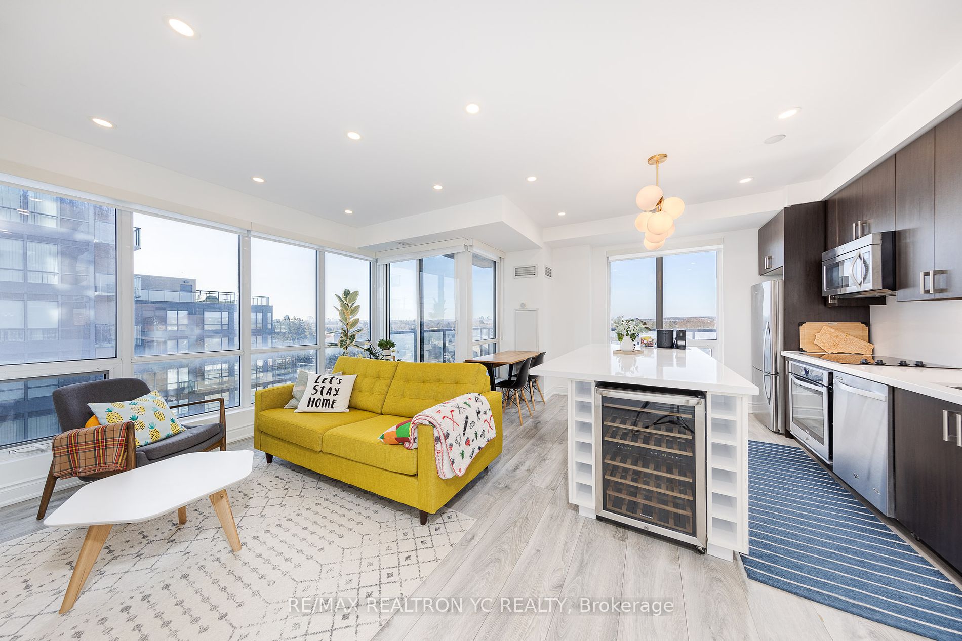 9090 Yonge St 20 Property Photo 1