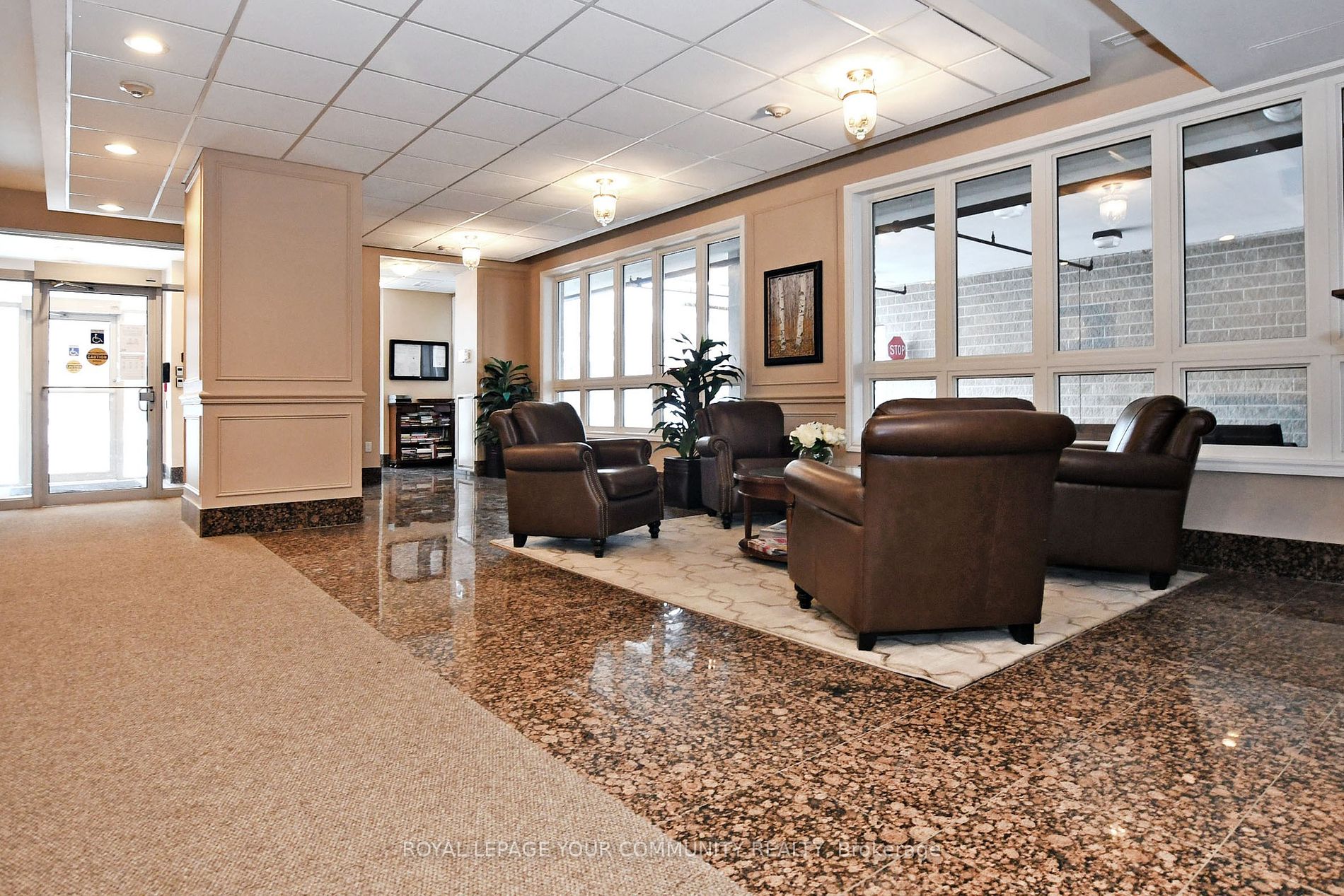 15450 Yonge St 59 Property Photo 3