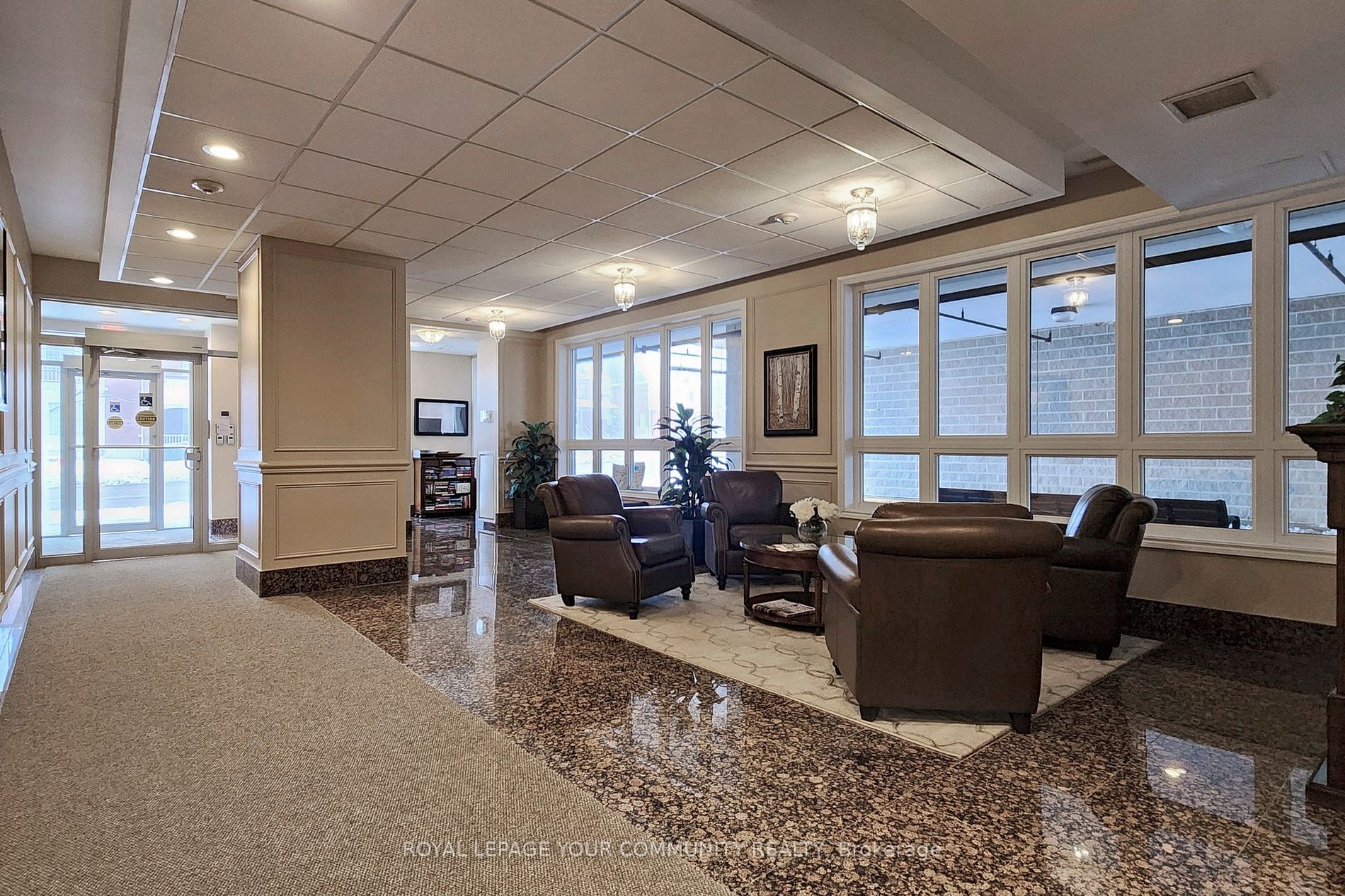15450 Yonge St 59 Property Photo 4