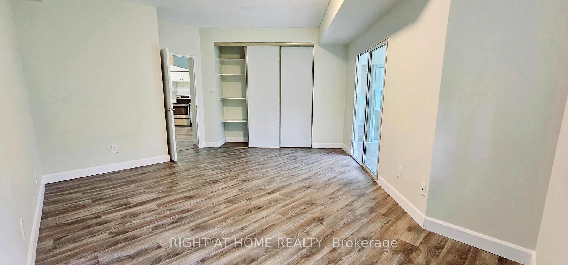 250 Davis Dr 103 Property Photo 5