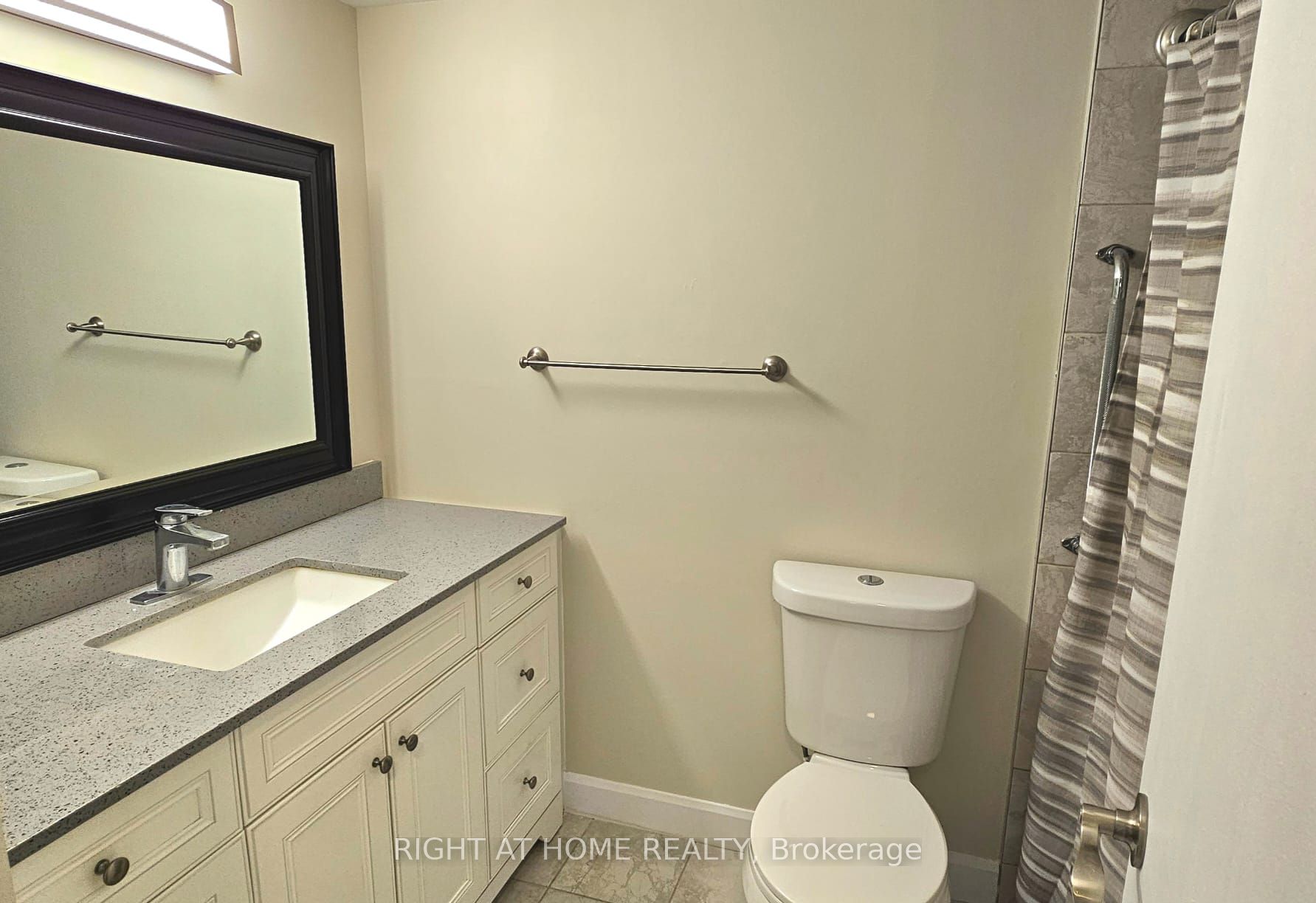 250 Davis Dr 103 Property Photo 7