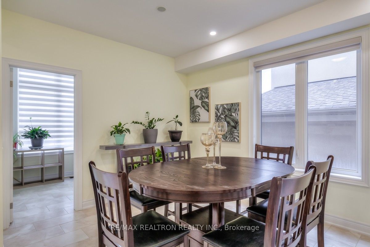 44 Clifford Fairbarn Dr Property Photo 14