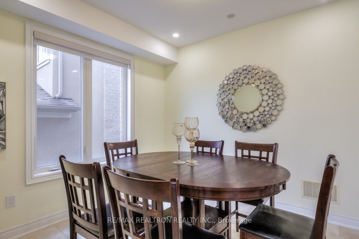 44 Clifford Fairbarn Dr Property Photo 15