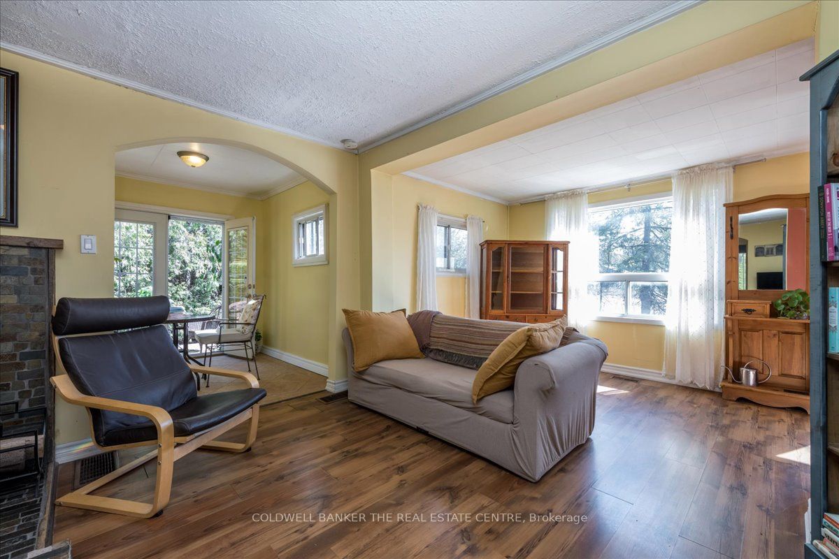 40 King St Property Photo 3