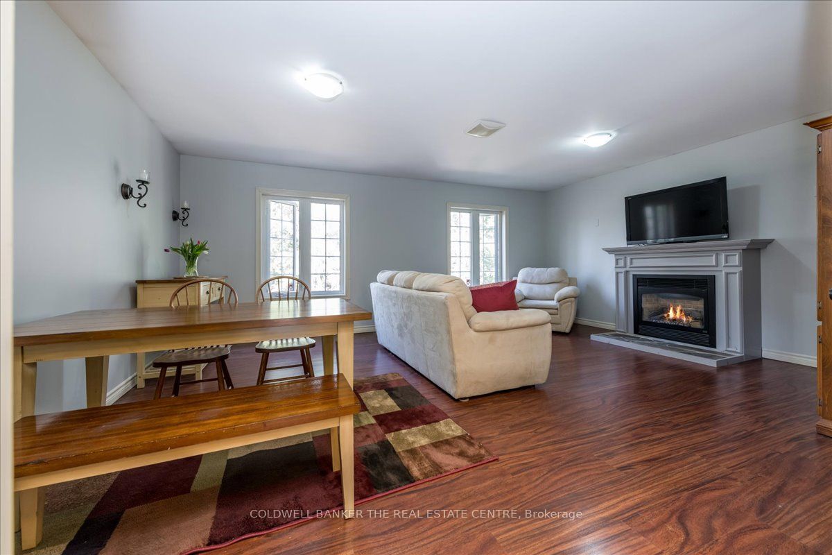 40 King St Property Photo 18