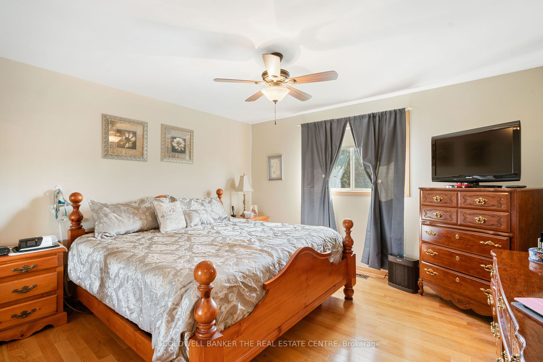 11 Castille Cres Property Photo 11