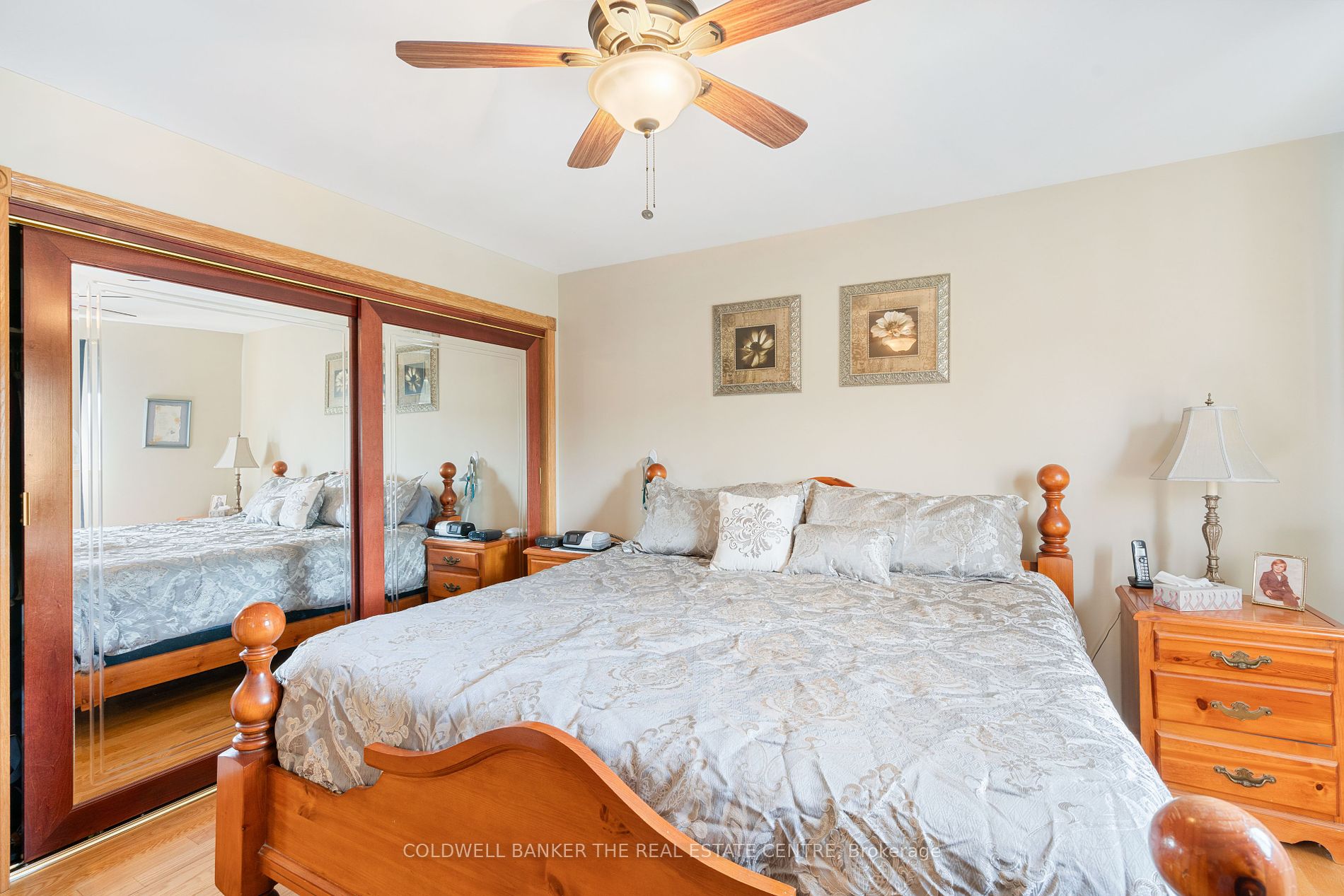 11 Castille Cres Property Photo 12