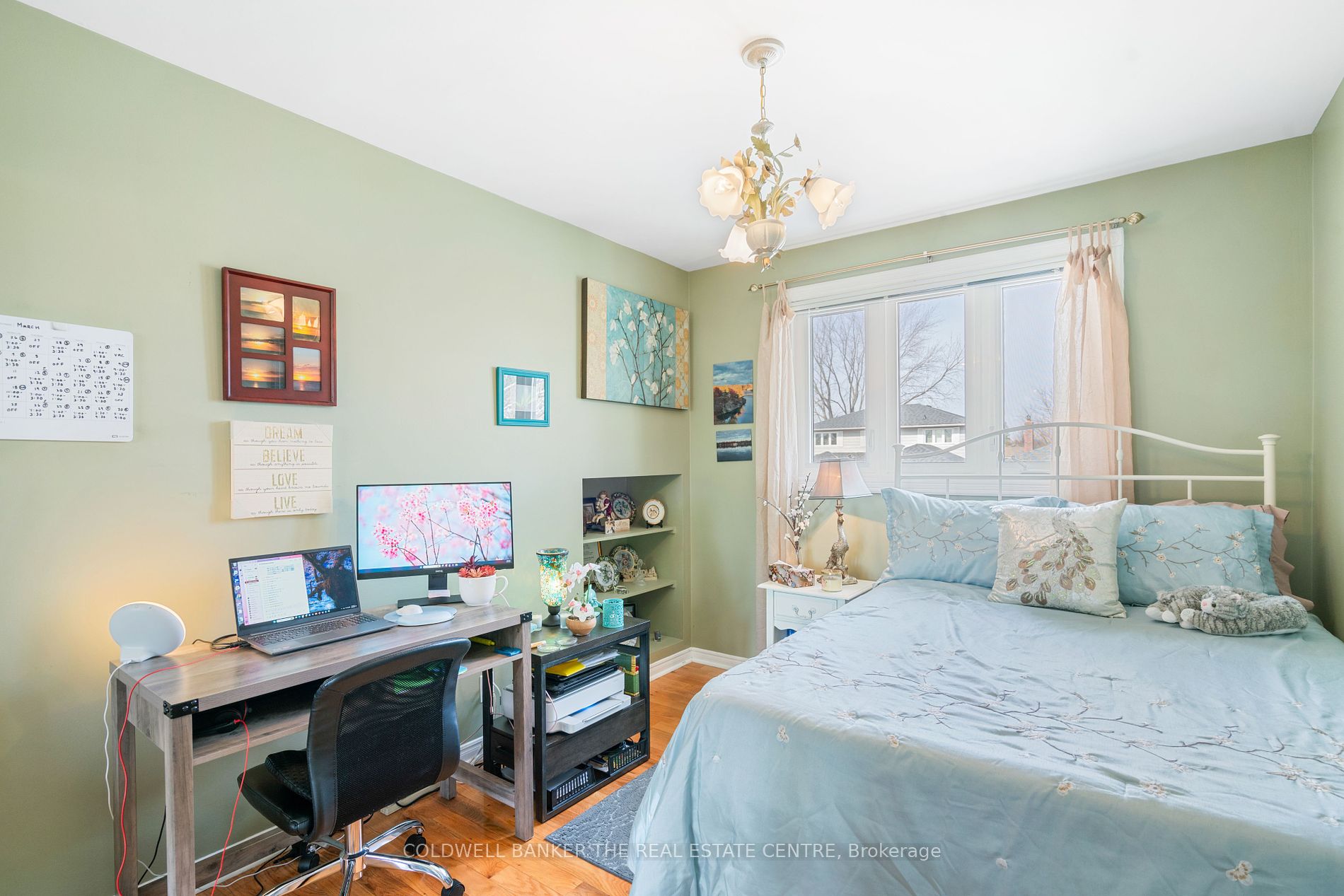 11 Castille Cres Property Photo 14