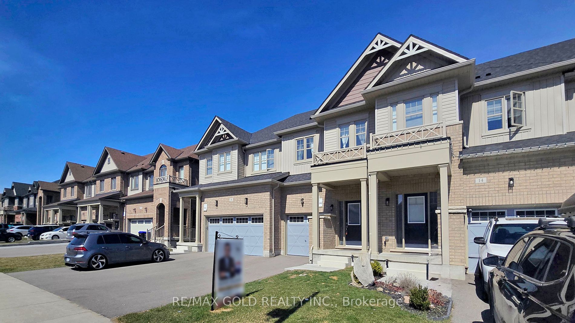 16 Arnold Cres Property Photo