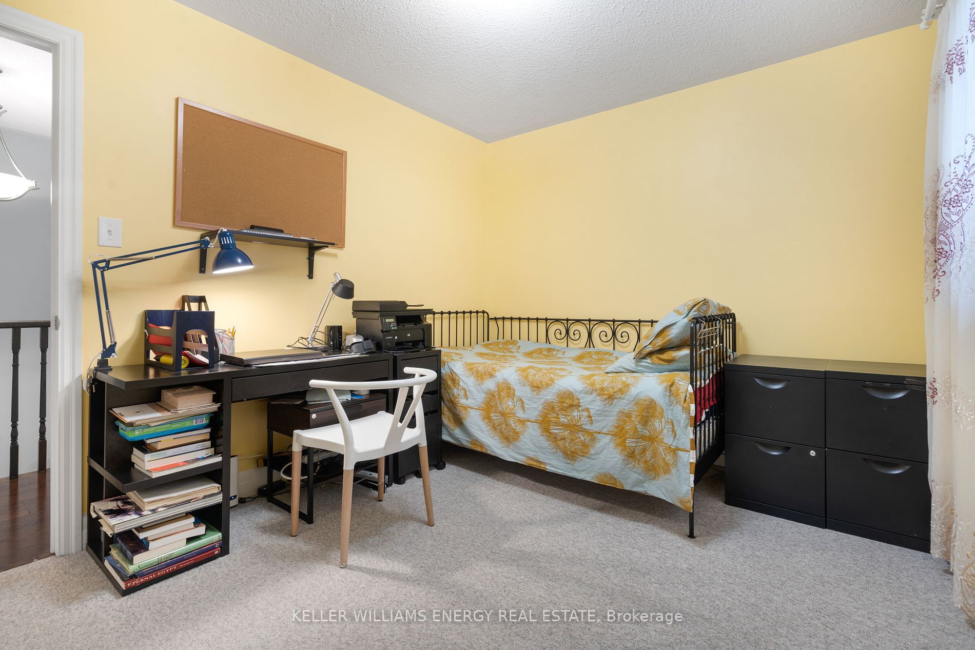 87 Thornlodge Dr Property Photo 26