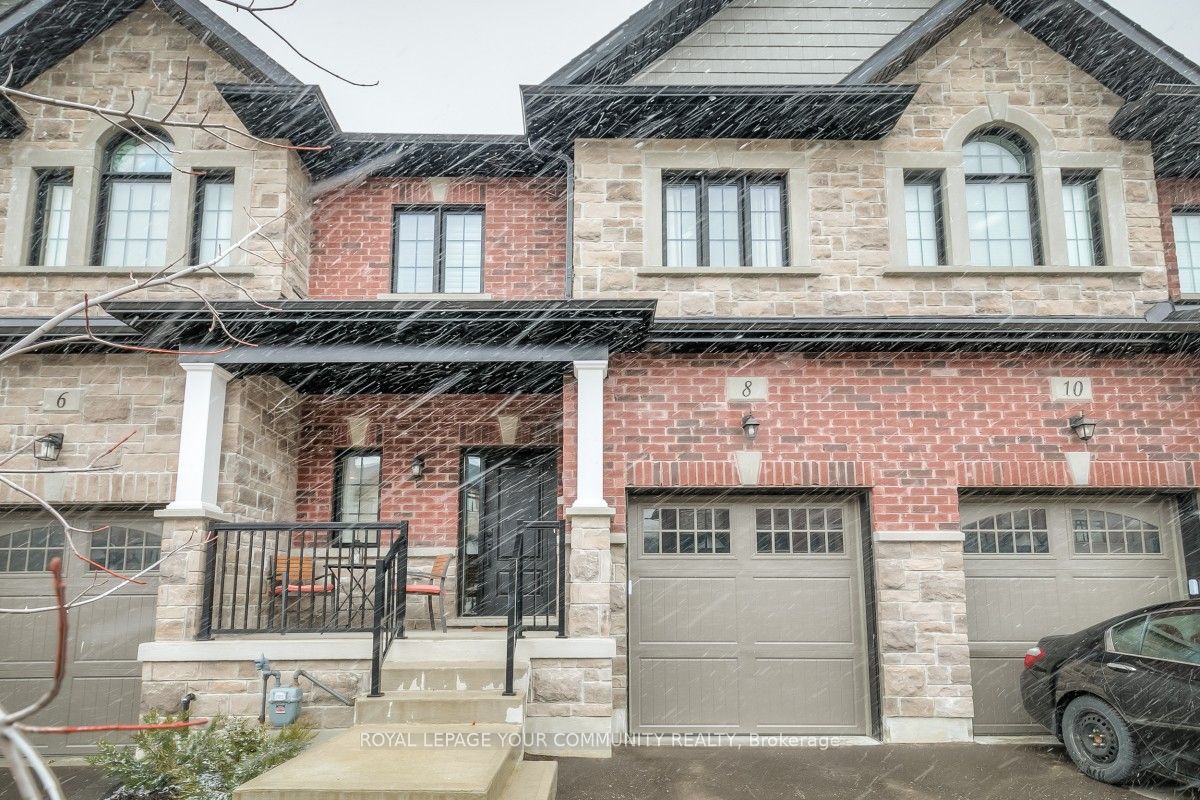 8 Gord Matthews Way Property Photo 2