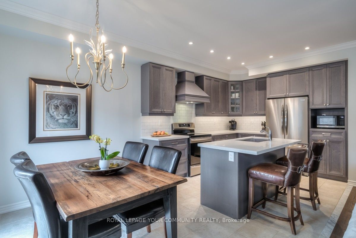 8 Gord Matthews Way Property Photo 12