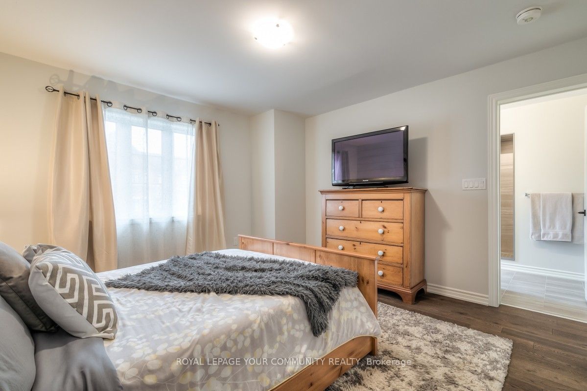 8 Gord Matthews Way Property Photo 21