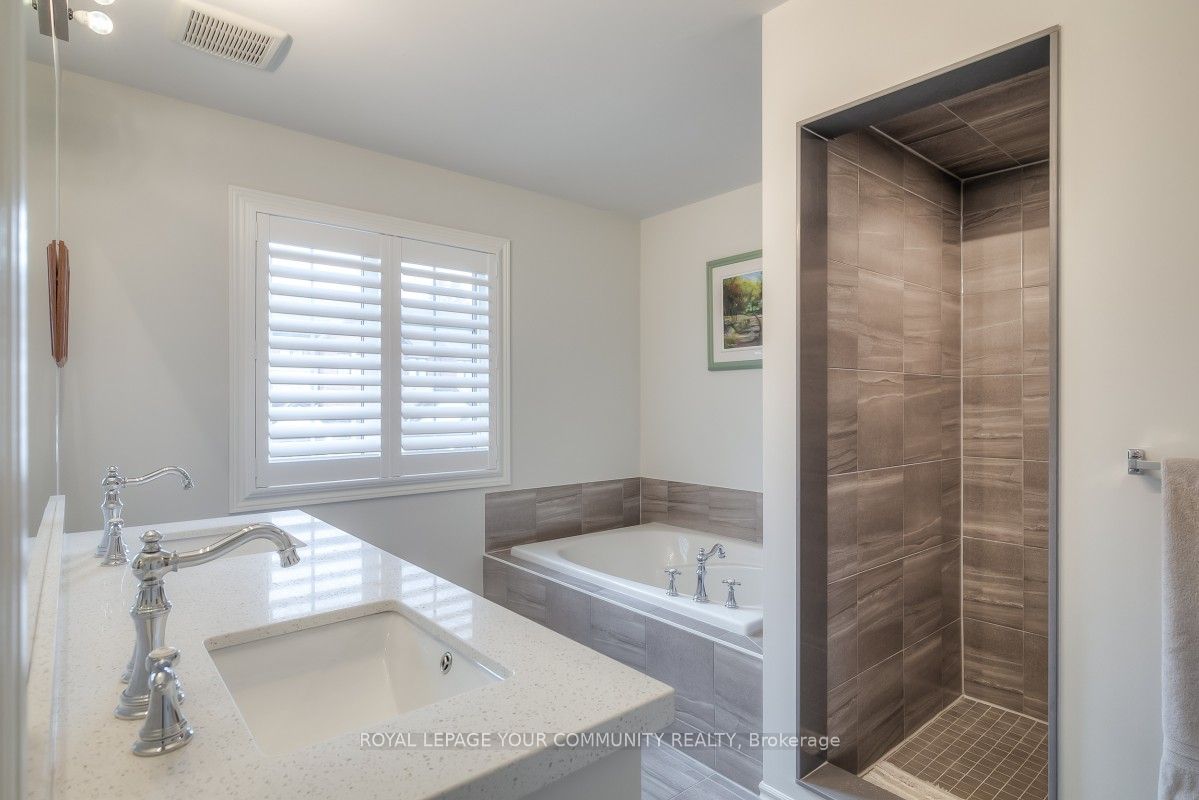 8 Gord Matthews Way Property Photo 22