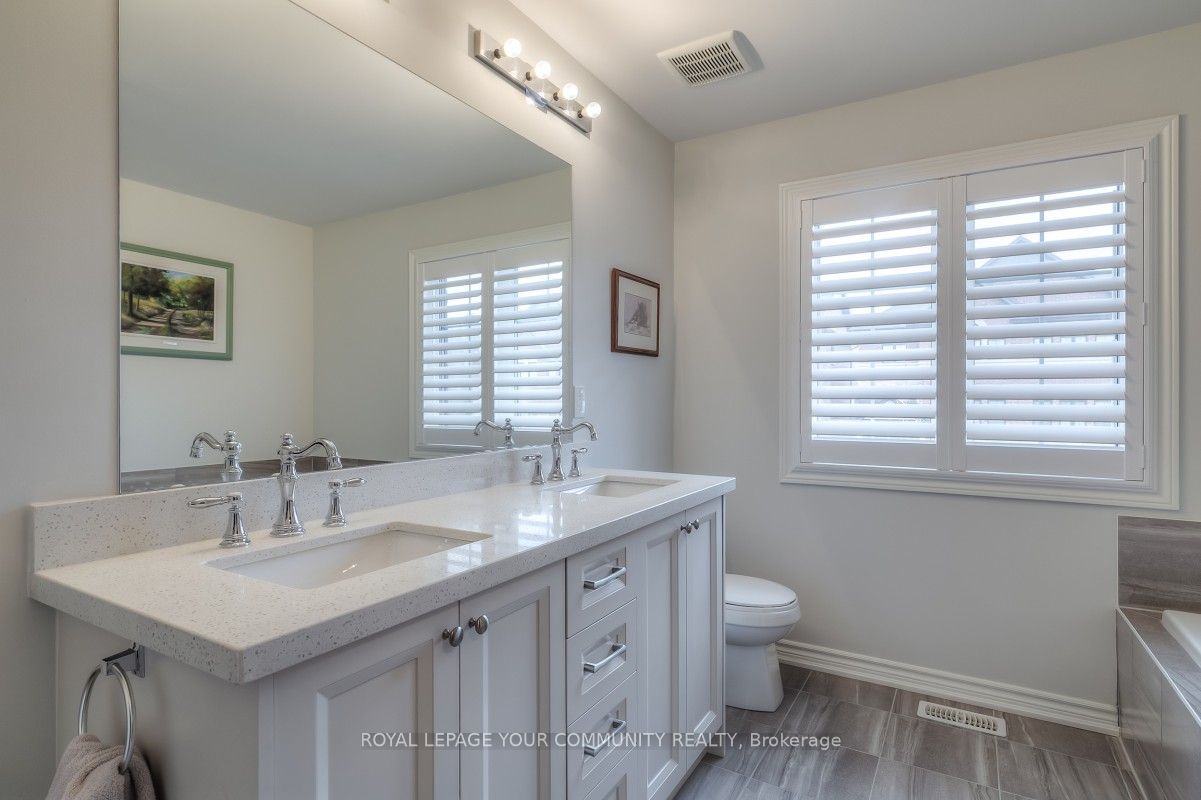 8 Gord Matthews Way Property Photo 23