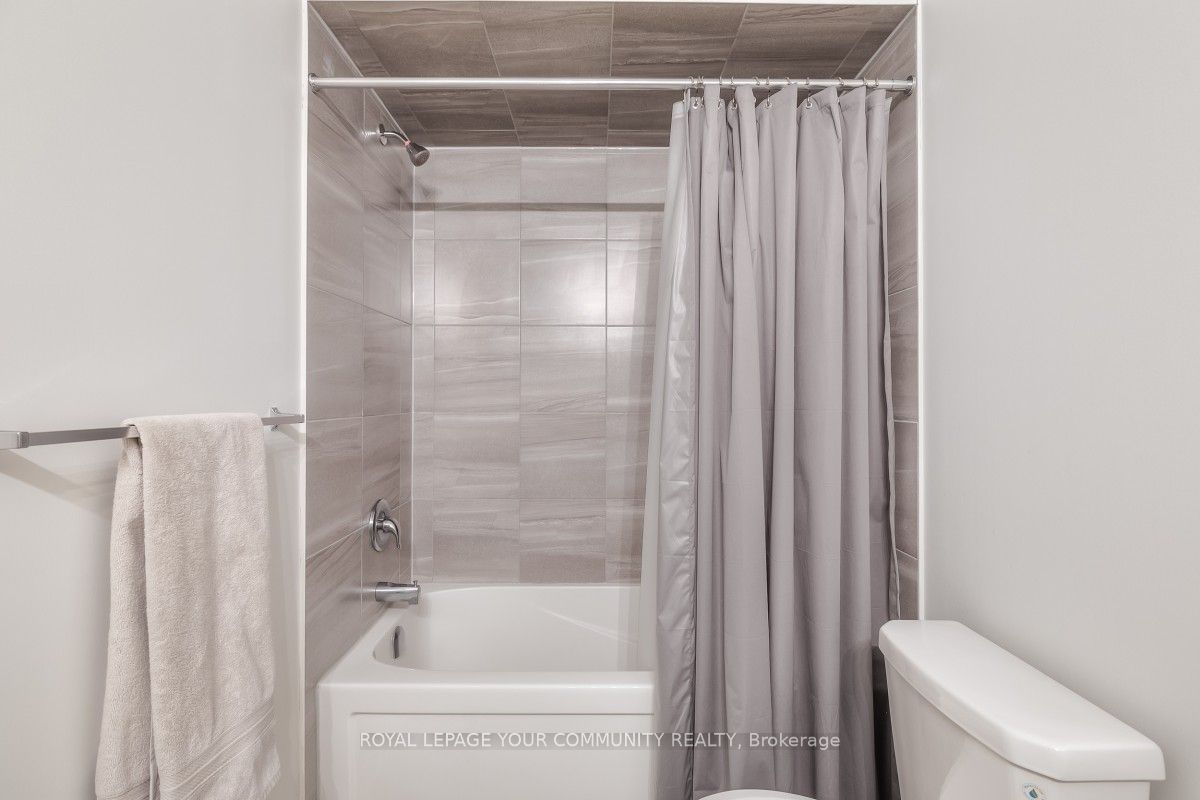 8 Gord Matthews Way Property Photo 28