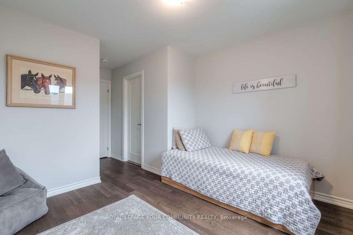 8 Gord Matthews Way Property Photo 30