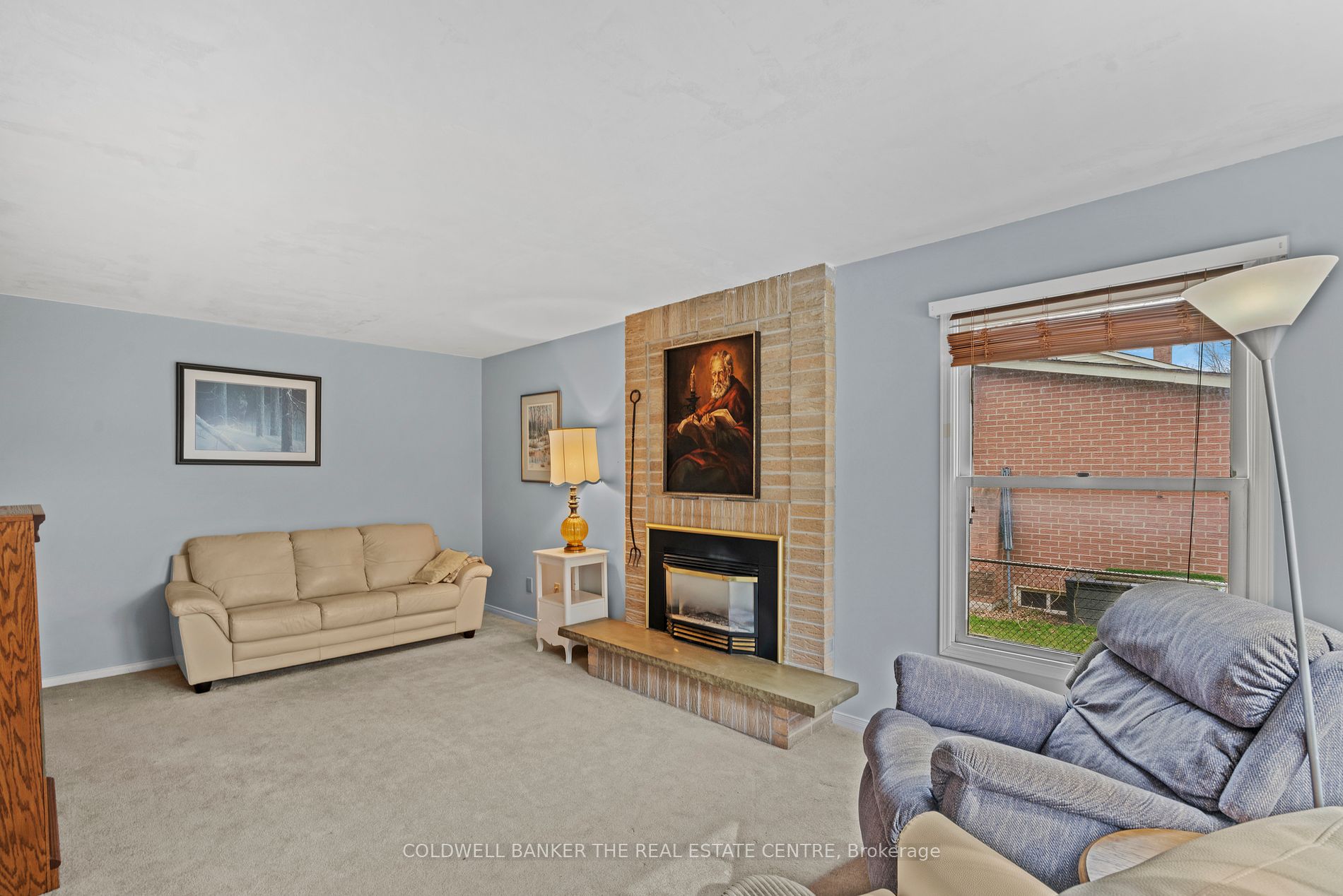194 Crossland Gate Property Photo 8