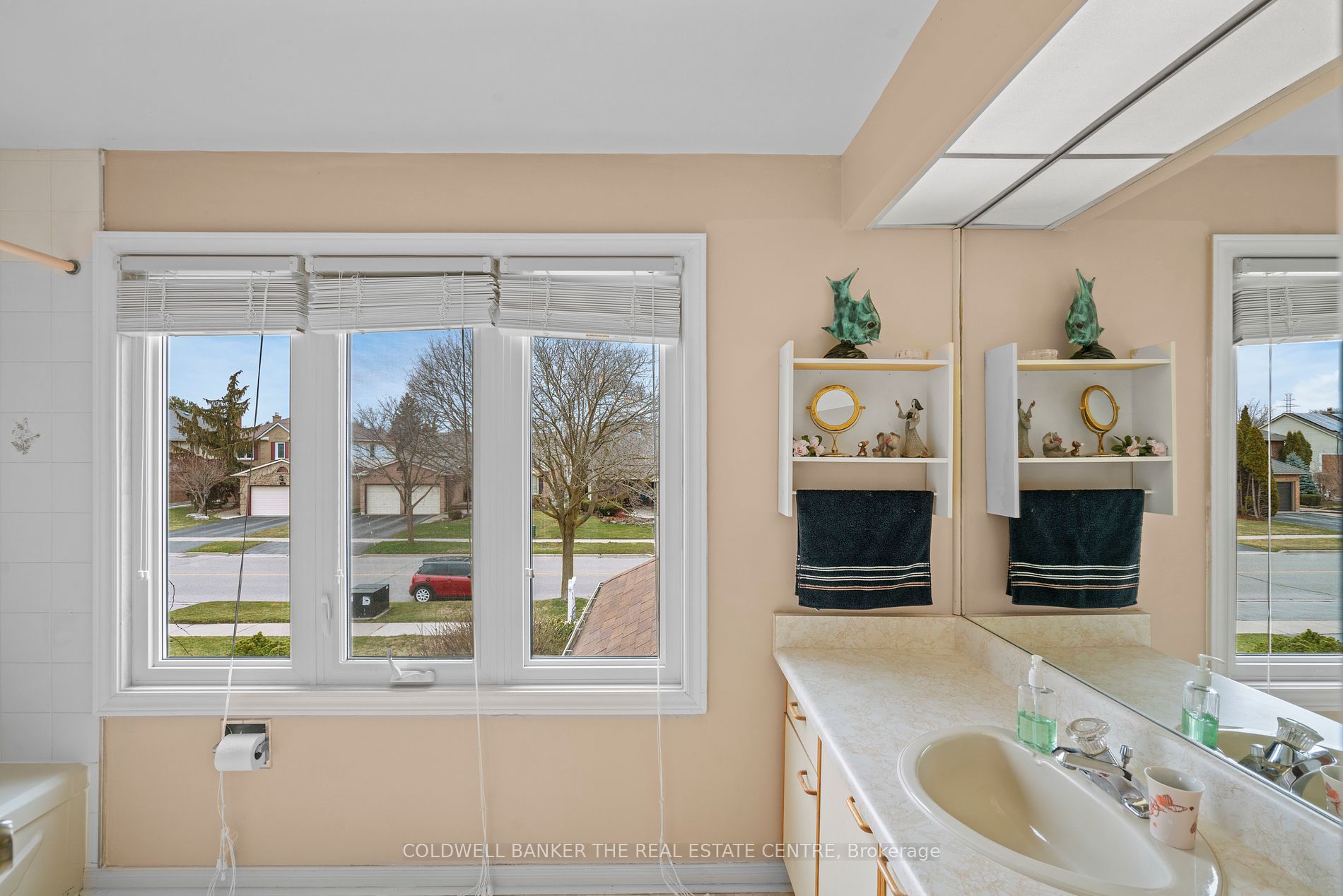194 Crossland Gate Property Photo 19