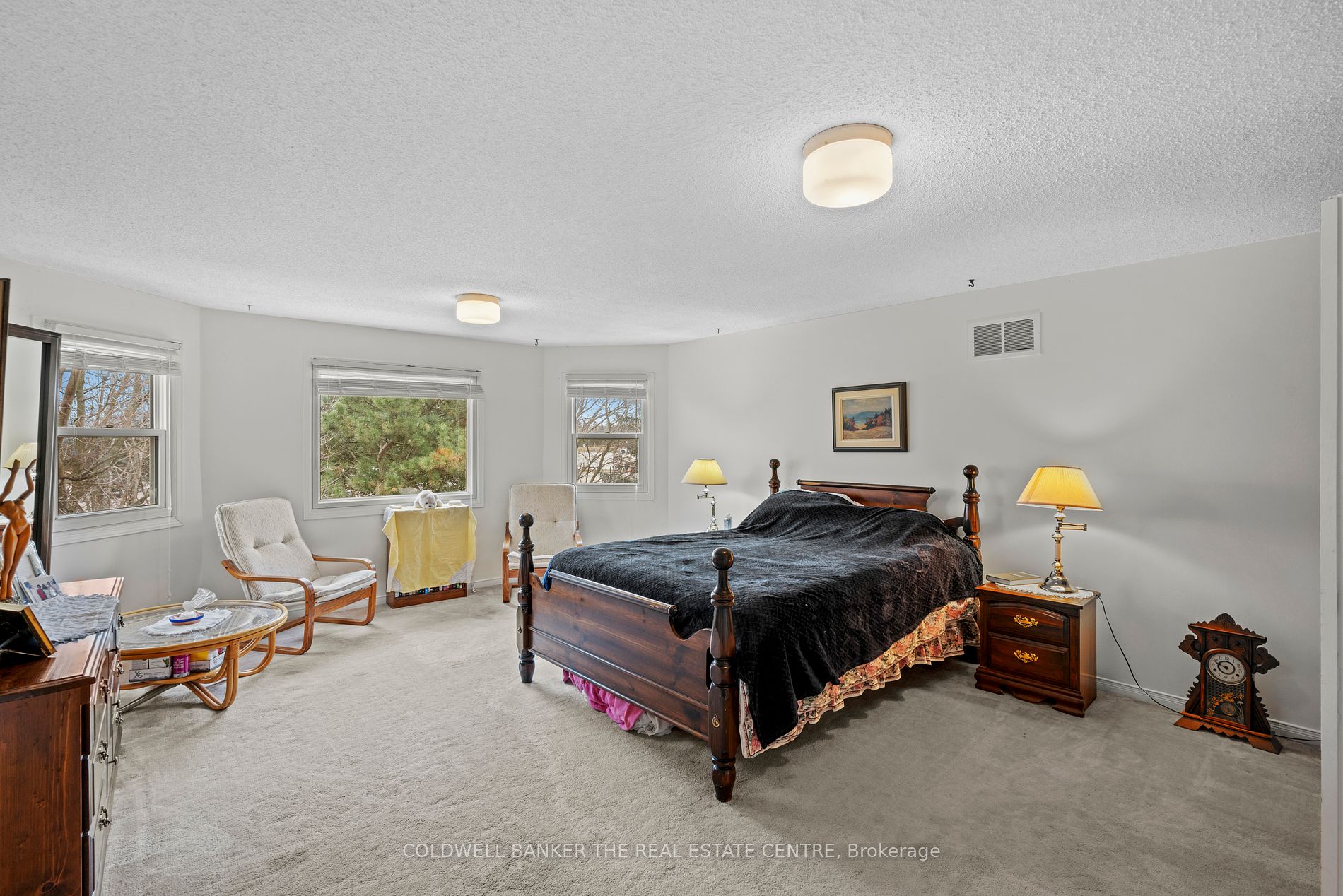 194 Crossland Gate Property Photo 22
