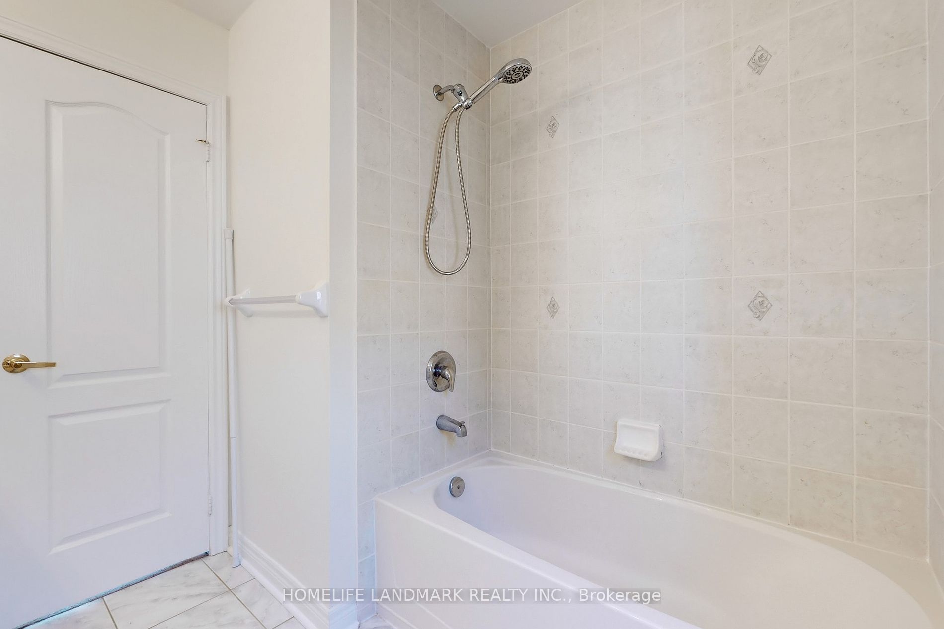 84 Yakefarm Blvd Property Photo 30