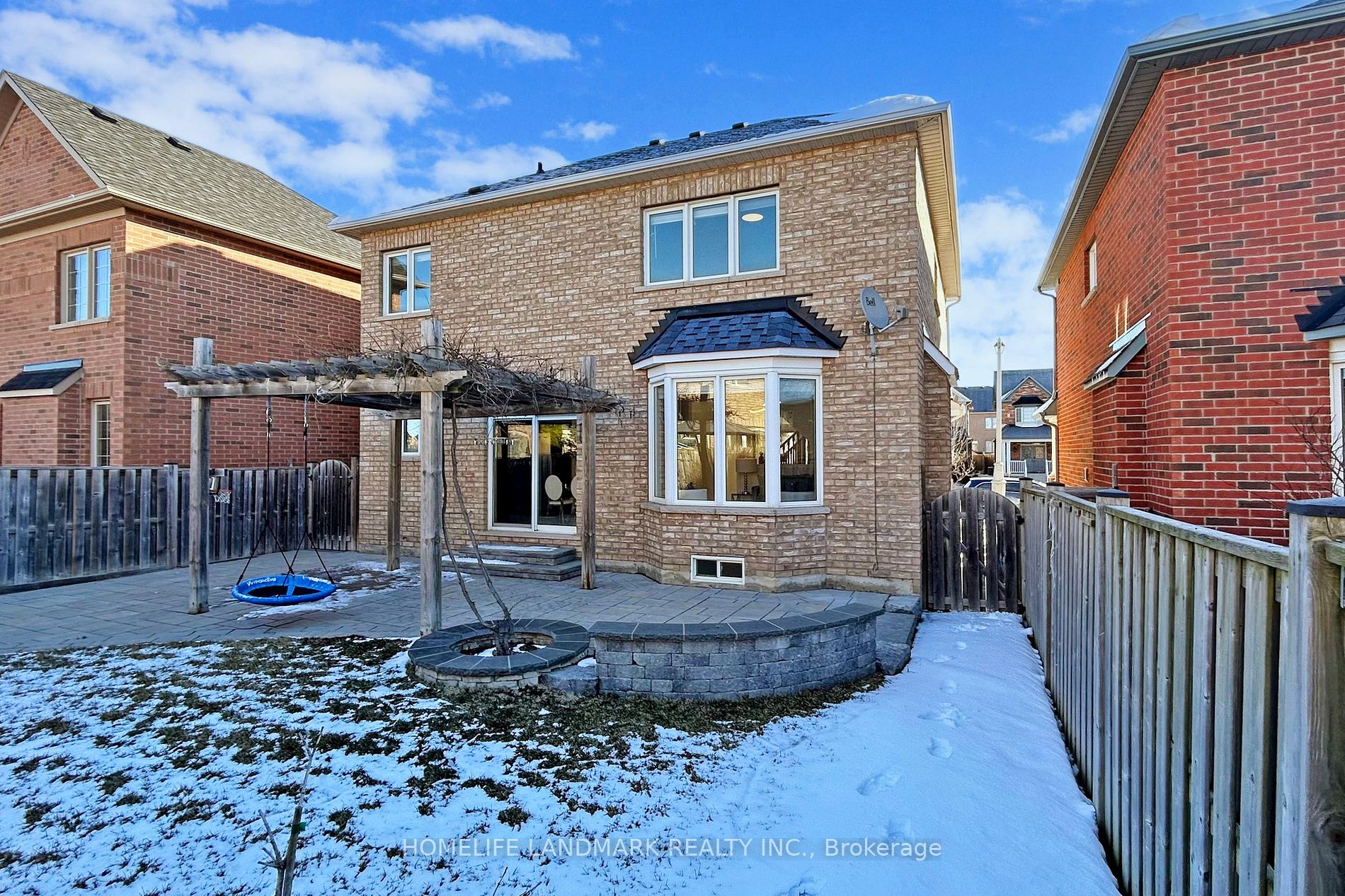 84 Yakefarm Blvd Property Photo 38