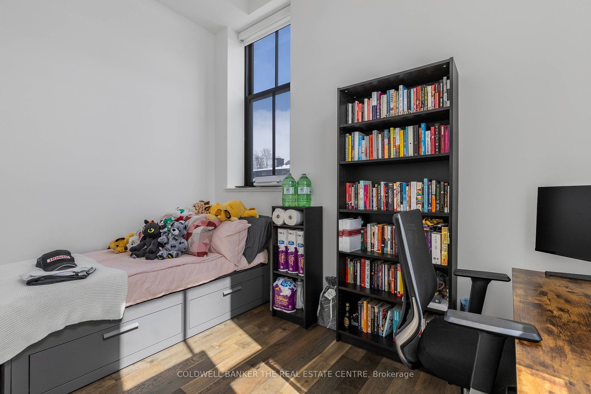 400 Park Ave 2 Property Photo 18