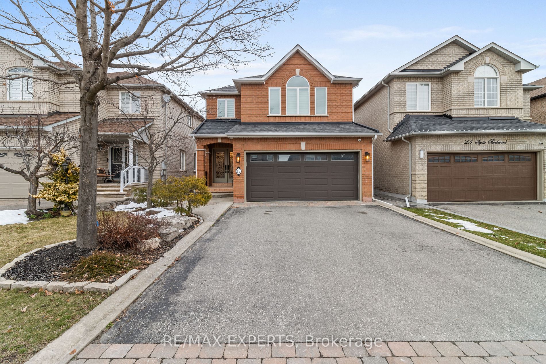 19 Sgotto Blvd Property Photo
