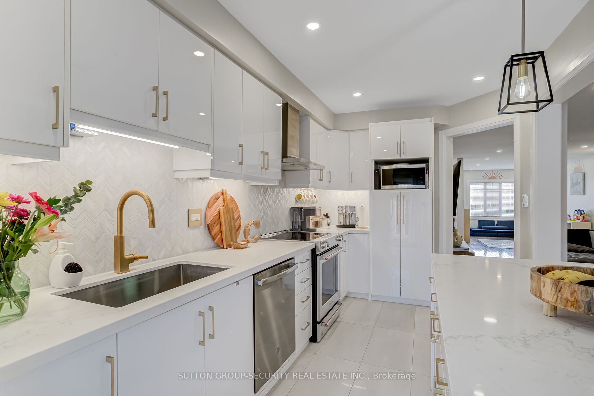 40 Ed Quigg Way Property Photo 15