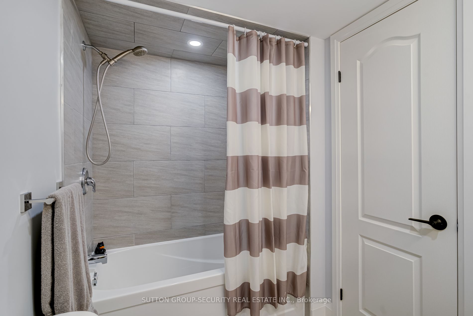 40 Ed Quigg Way Property Photo 37