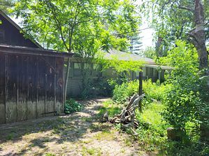 11419 Bathurst Street Property Photo 2