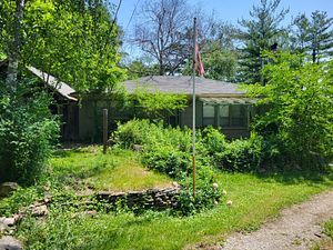 11419 Bathurst Street Property Photo 3